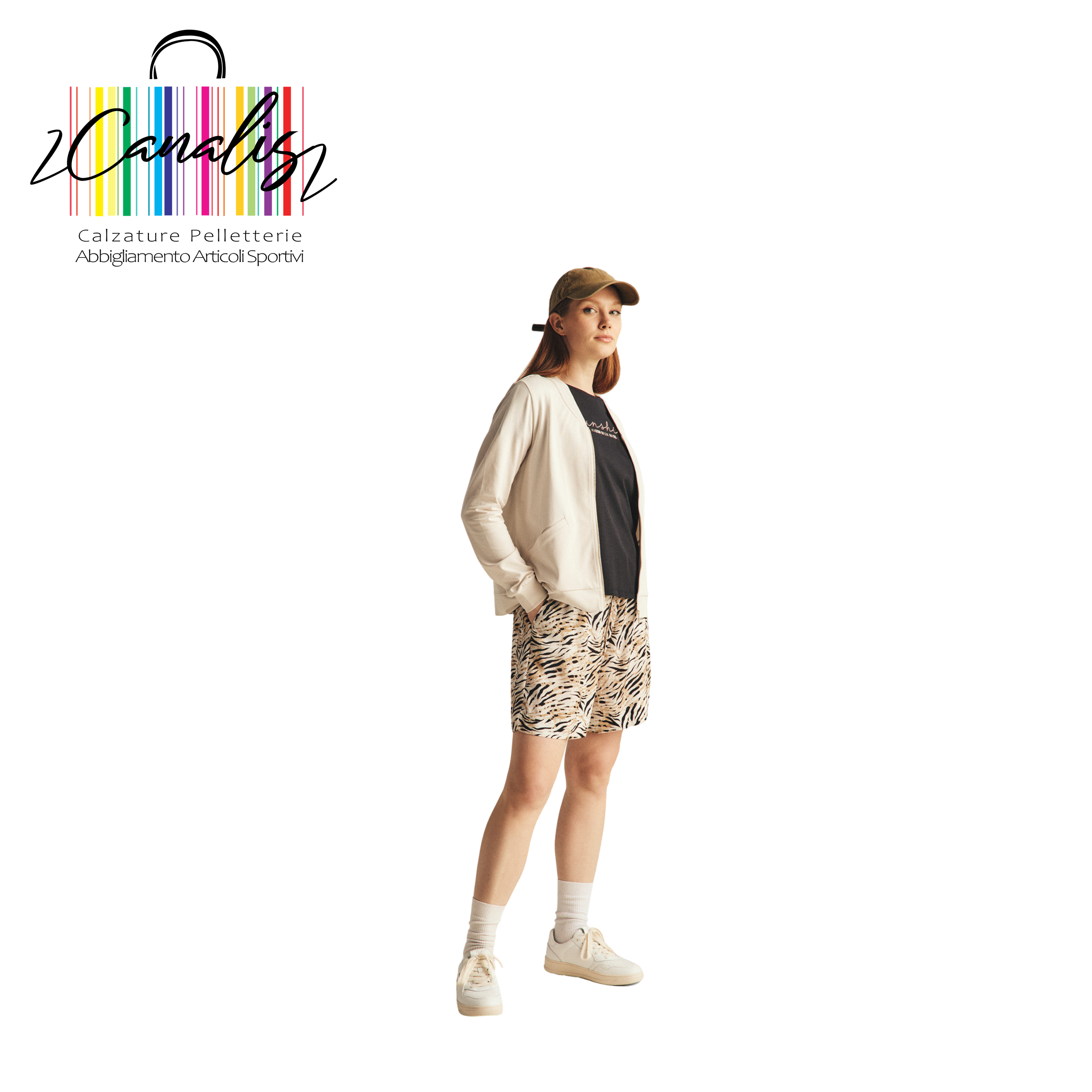 S25WSLP6C FREDDY
Pantaloni corti in viscosa animalier con vita elasticizzata