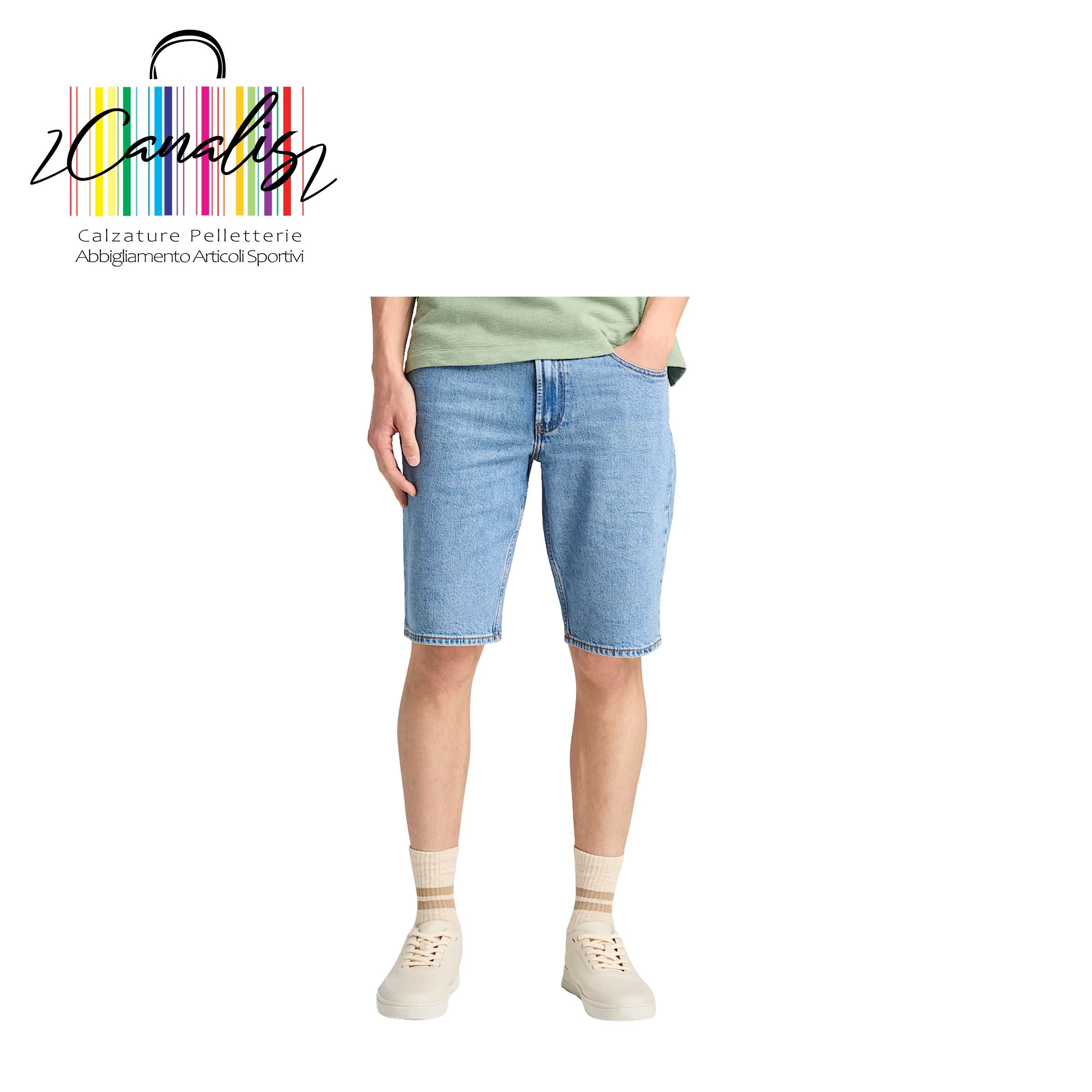 TB0A6GNFBQ81 Denim Short LTBLU Shorts in Denim da Uomo in blu chiaro
REGULAR TIMBERLAND